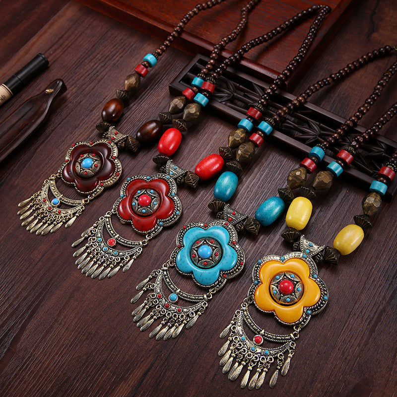 Tibetan Ethnic Style Vintage Flower Pendant Necklace Sweater Chain Pendant