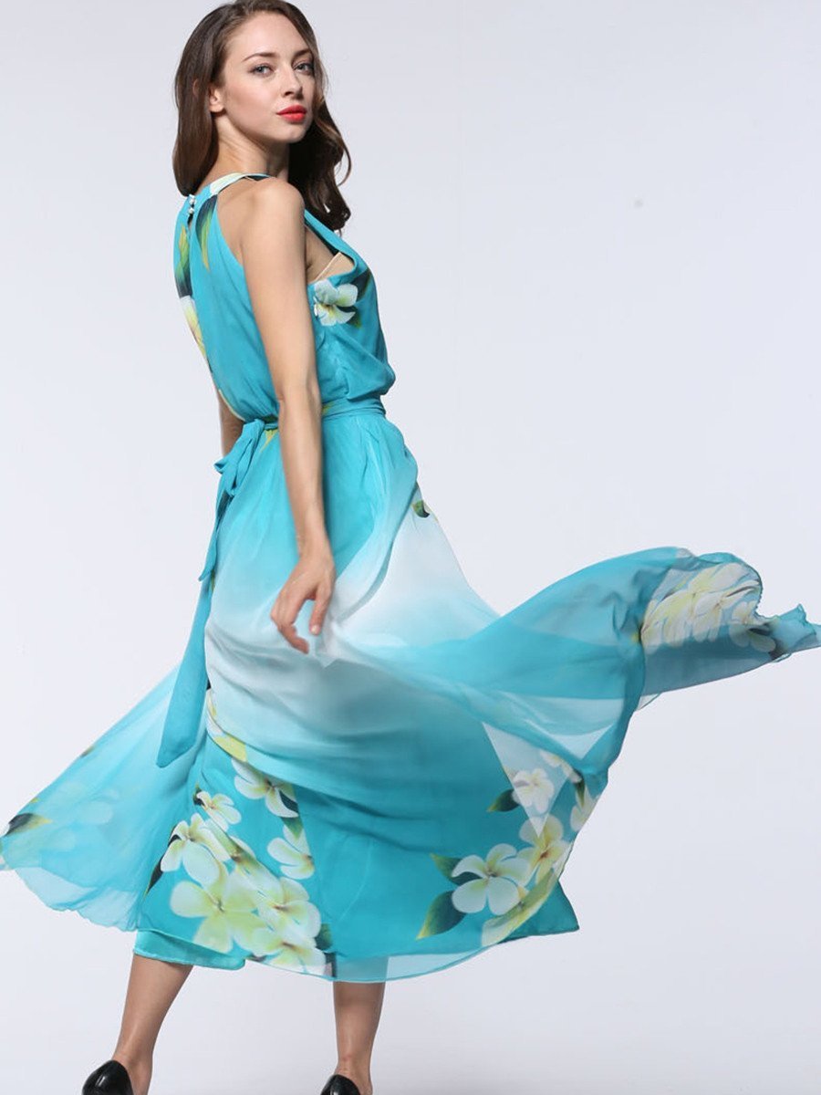 Pretty Sky Blue Floral Plus Size Sleeveless Halter Maxi Dress