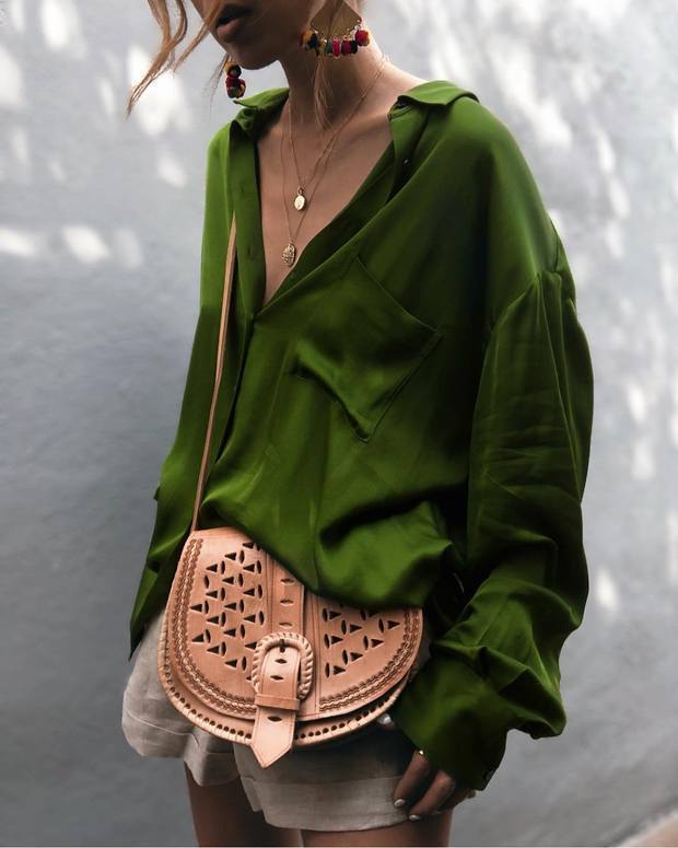 Solid Color Loose Casual Sexy Fashion LongSl eeve Shirt