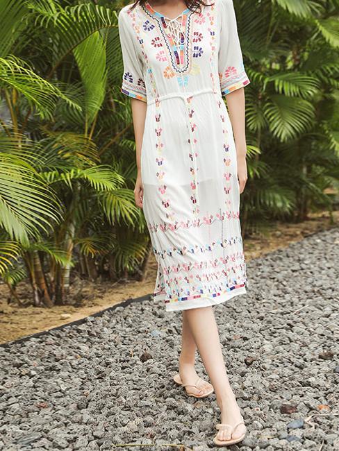 2018 Embroidered Half Sleeve Bohemia Beach Dress