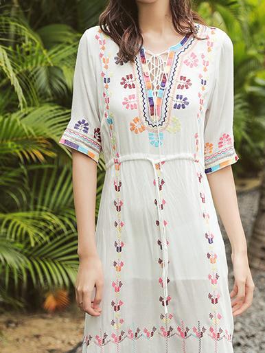 2018 Embroidered Half Sleeve Bohemia Beach Dress