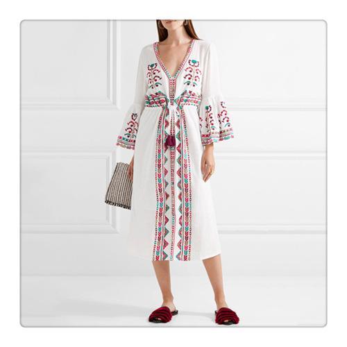 2018 Boho Embroidered Long Sleeve Loose Beach Dress