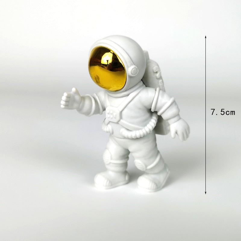 3Pc Astronaut Decor Action Figures and Moon Home Decor Resin Astronaut Statue Room Office Desktop Decoration Presents Boy Gift