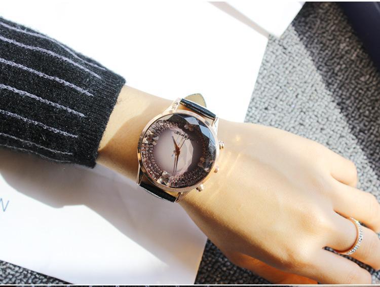 Fashion Women PU Band Butterfly Watch