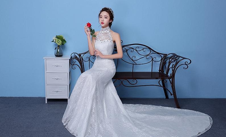 Bride Lace shoulders waist fishtail big red wedding dress