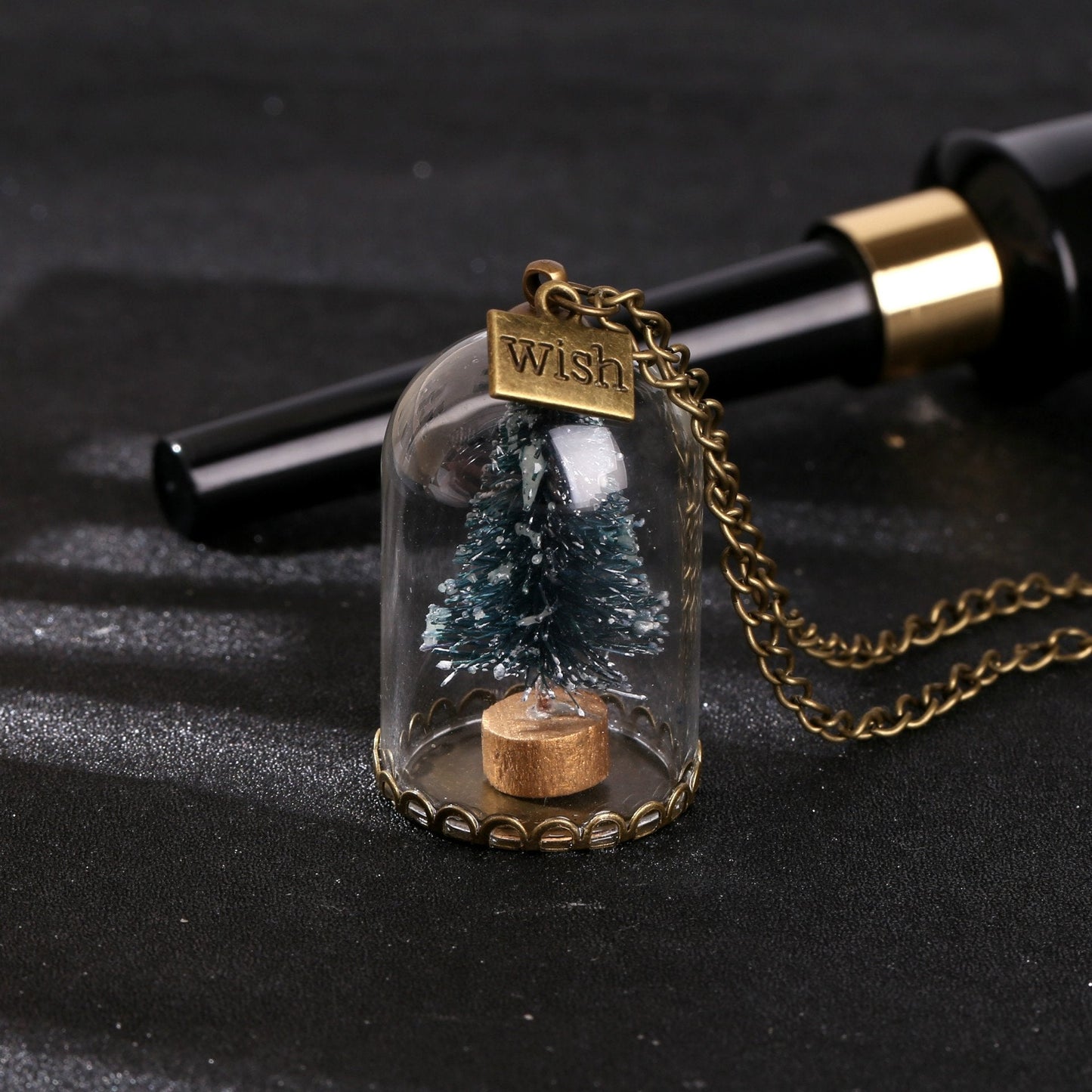 Christmas Tree Noctilucent Necklace