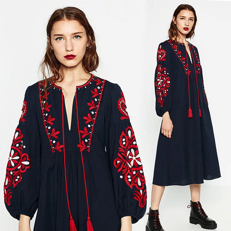 New ethnic style long sleeved mid length dress with embroidered lace up loose A-line lantern sleeve dress