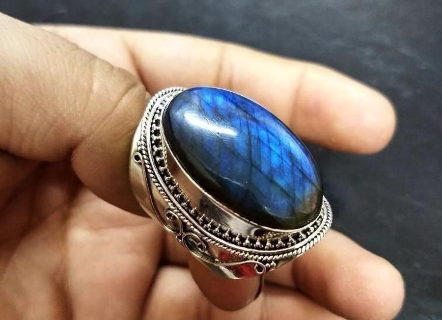 Vintage Natural Labradorite Gemstone Girl Ring