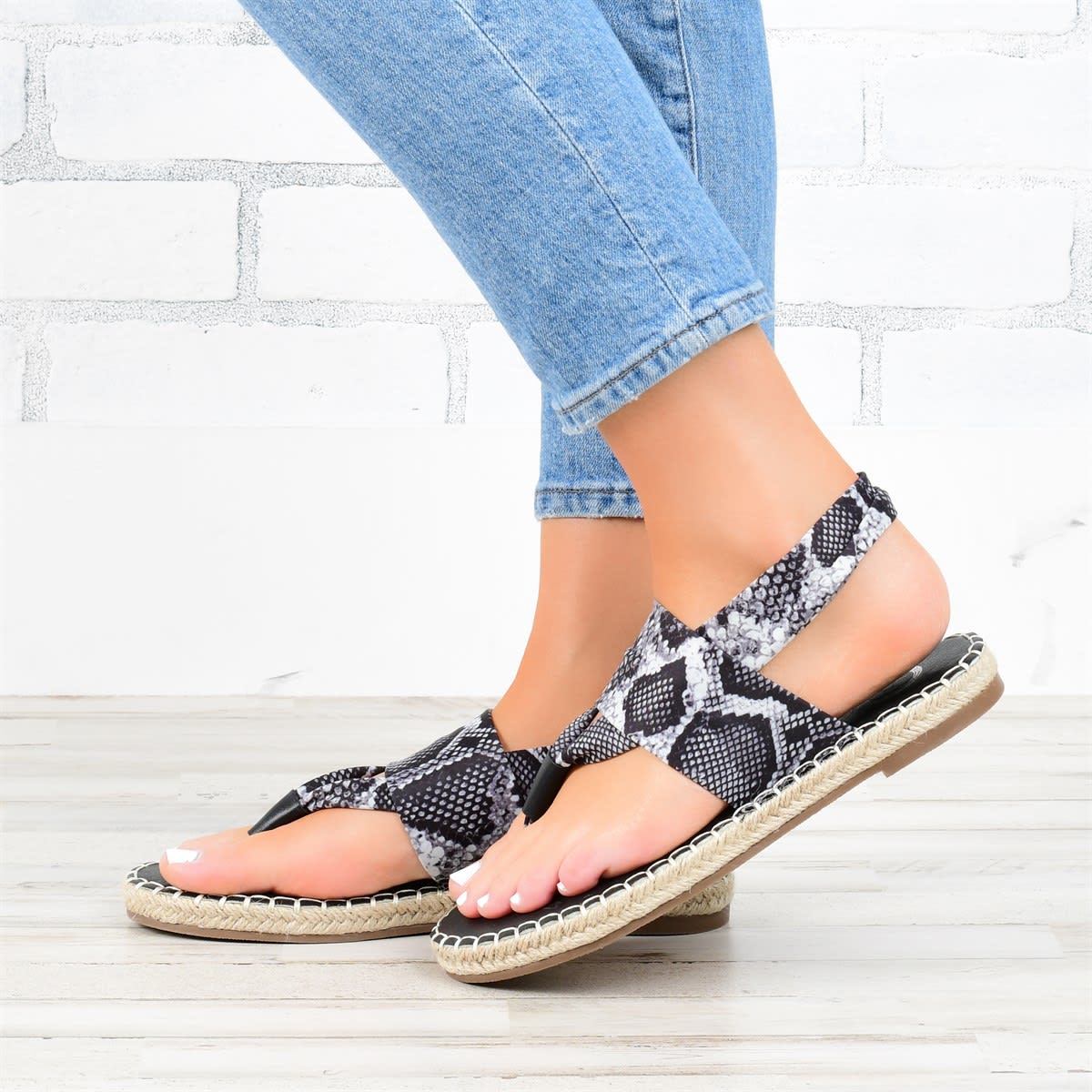 Women's Hemp Rope Woven Snake Print Herringbone Sandals