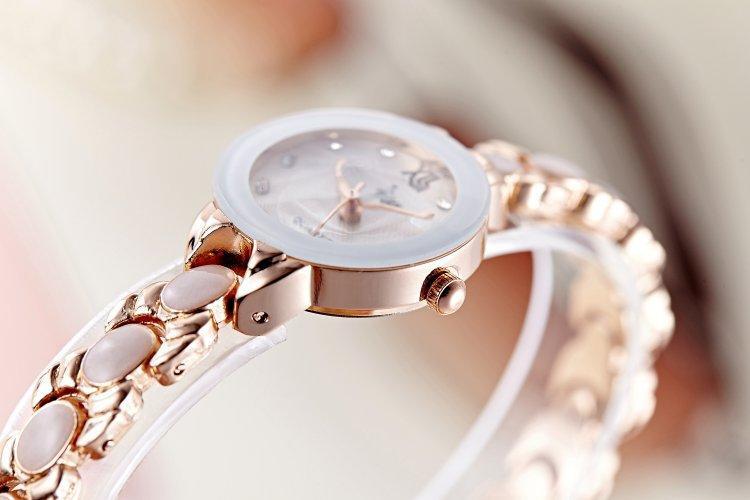 New Korean Women Fashion Casual Steel Band Quartz Watch