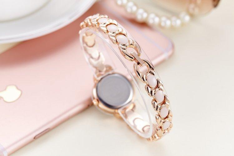 New Korean Women Fashion Casual Steel Band Quartz Watch