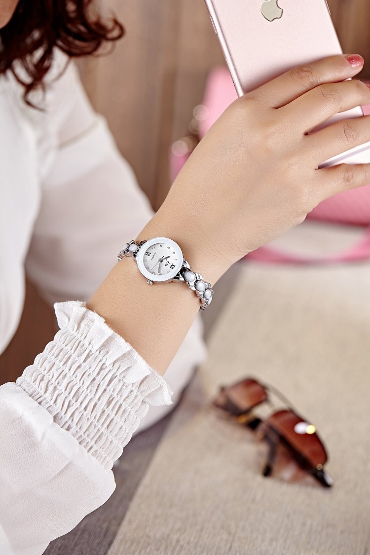 New Korean Women Fashion Casual Steel Band Quartz Watch