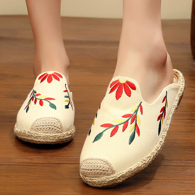 New Embroidered Leaves Slippers Women Wear Beach Shoes Hemp Rope Straw Fisherman Shoes Flat Muller Shoes