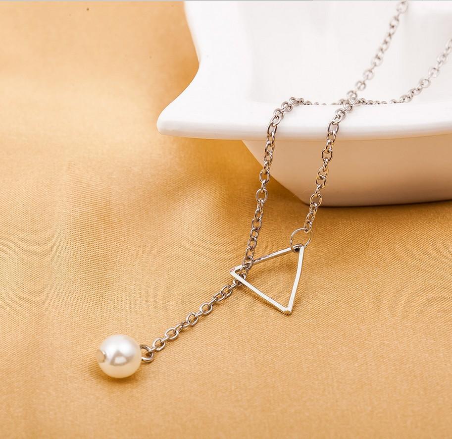 Simple Openwork Triangle Adjustable Pearl Pendant Women's Necklace Bone Chain