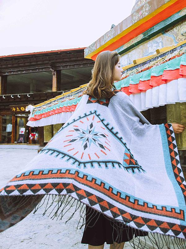 Oversized Autumn Ethnic Style Geometry Pattern Tassel Fringe Poncho Cape