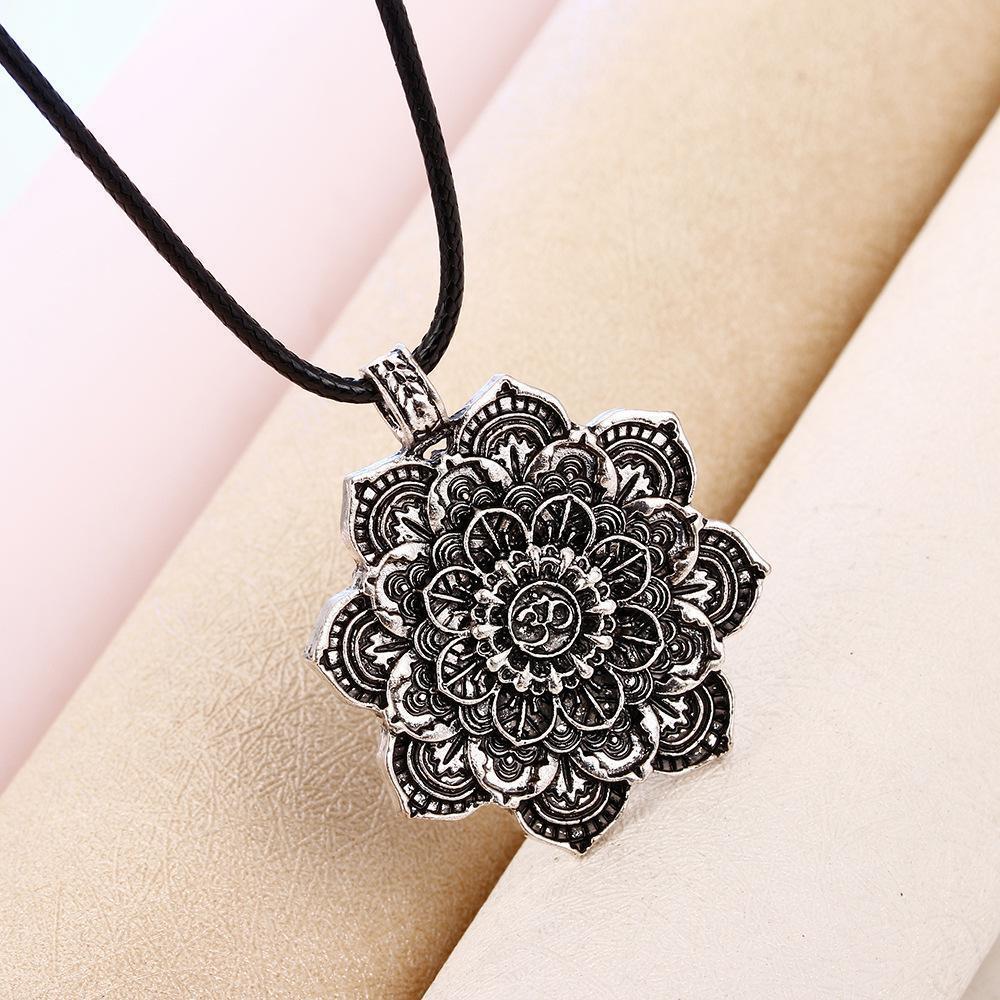 Bohemian Retro Ethnic Unisex Punk Alloy Coin Necklace