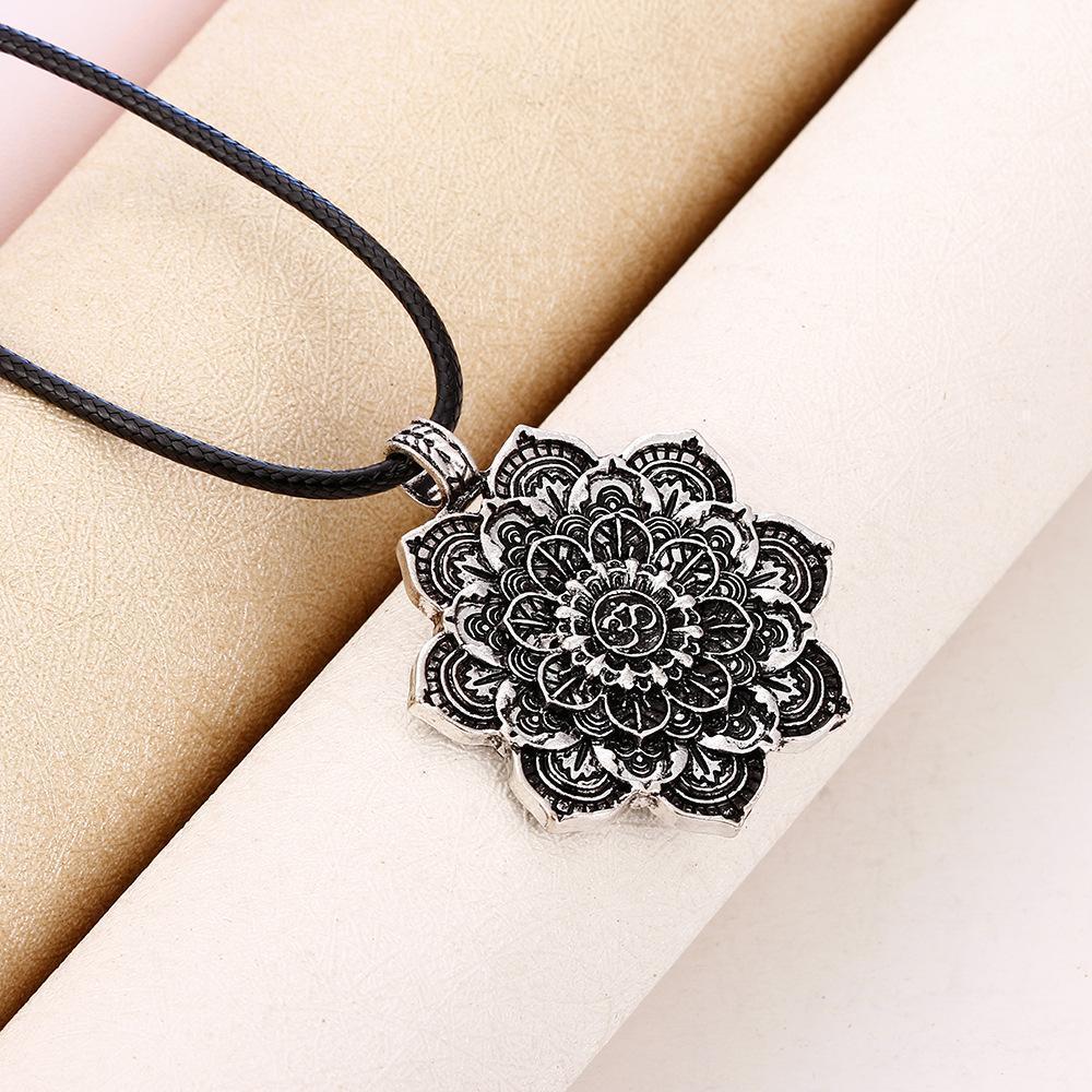 Bohemian Retro Ethnic Unisex Punk Alloy Coin Necklace