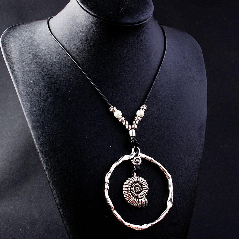 Bohemian Wind Velvet Rope Infinite Ring Large Conch Sweater Chain Shell Leather Ring Necklace