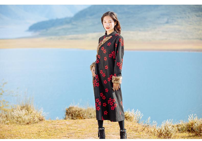 Chinese National Style Vintage Floral Long Woolen Outwear Coat