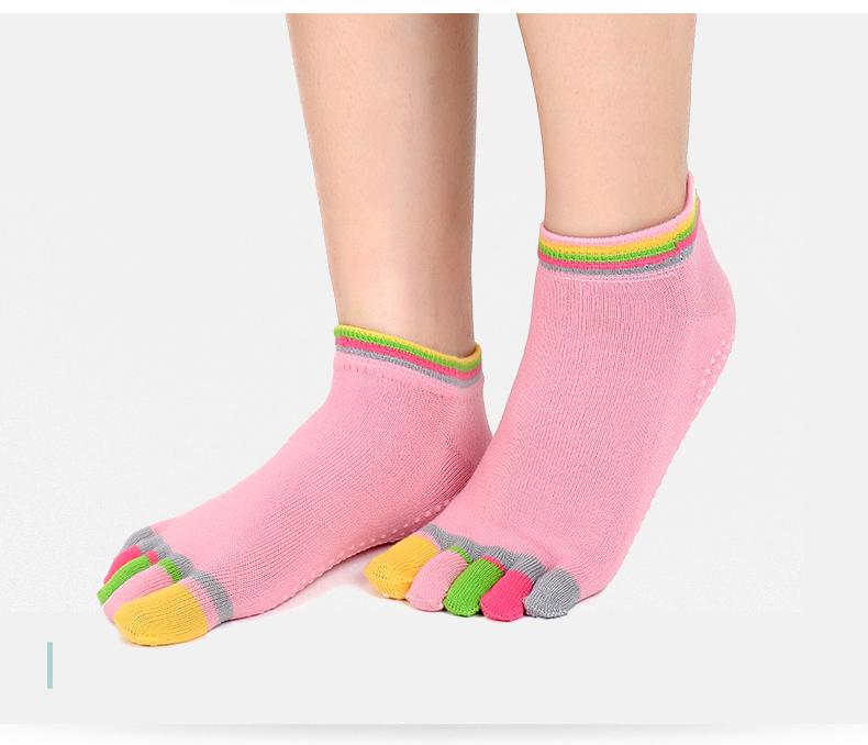 Women Sports Colorful Yoga Socks Hot Fitness And Pilates Cotton Socks Rainbow Workout Anti Slip Toe Socks Breathable Purple