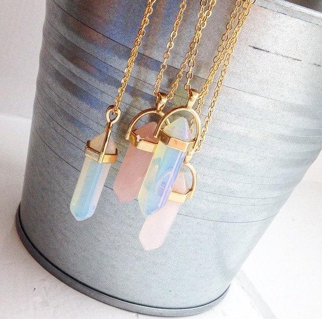 Personality Short Bullet Natural Crystal Stone Pendant Clavicle Necklace