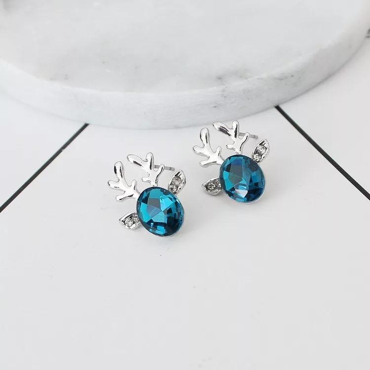 Luxury Women Earrings Crystal Deer Ear Stud Sweet Casual Party Earrings