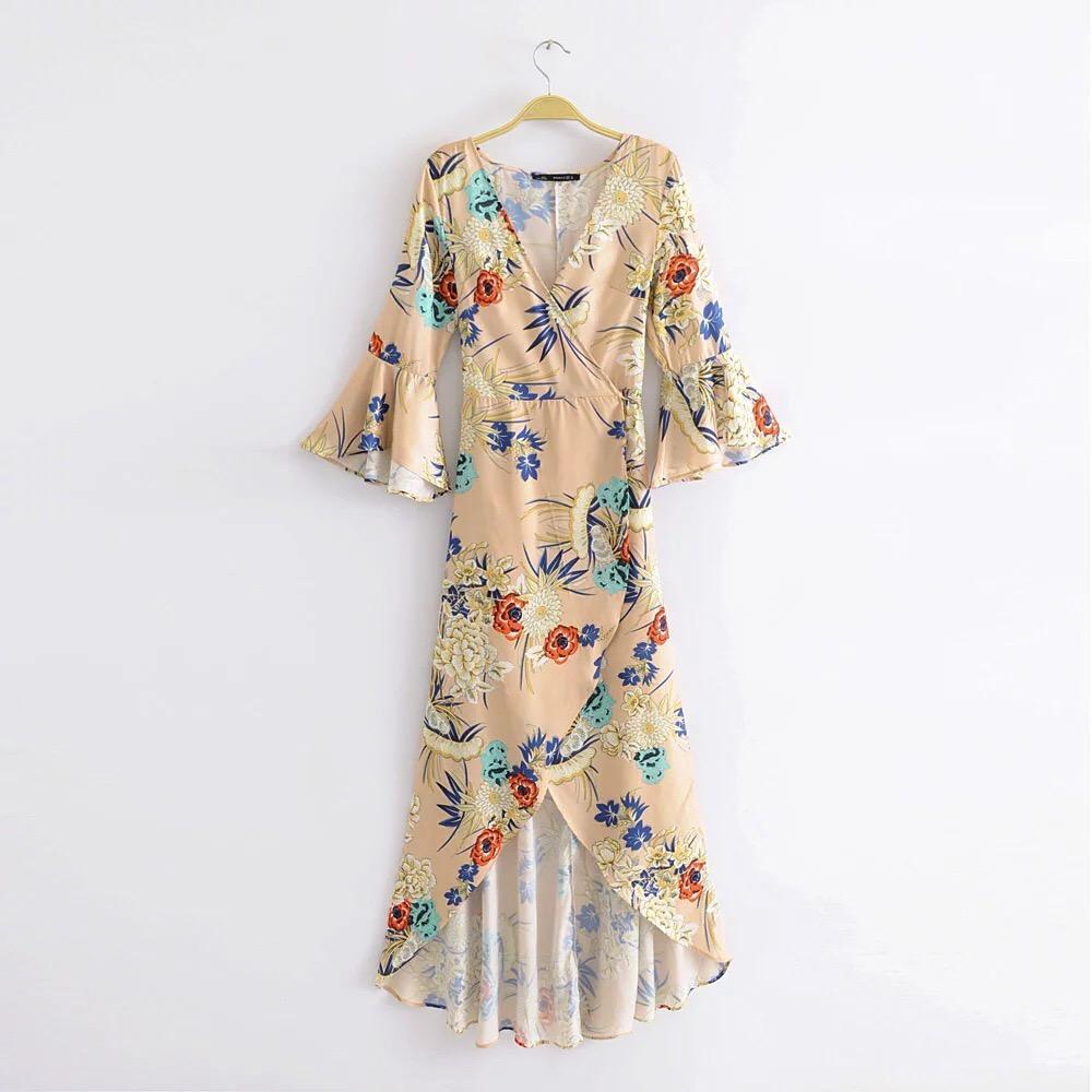 2018 New Arrival V-neck flared sleeve print dress holiday Bohemia dress