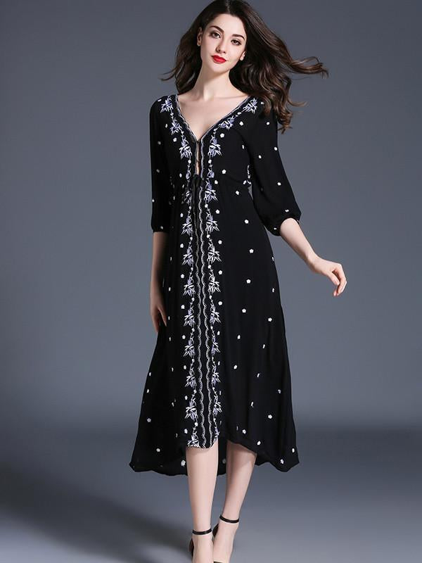 Bohemia Inwrought 3/4 Sleeve V Neck Lace-up Plus Long Dress