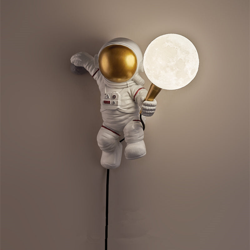 Nordic LED personality astronaut moon children's room wall lamp kitchen dining room bedroom study balcony aisle lamp decoration