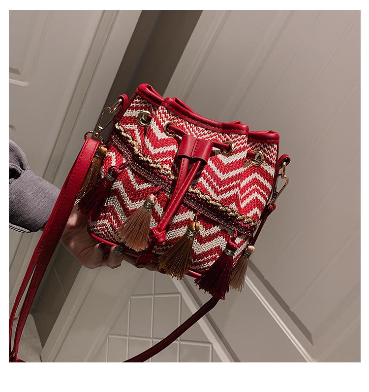 Slanting bucket fairy tassel beach bag female