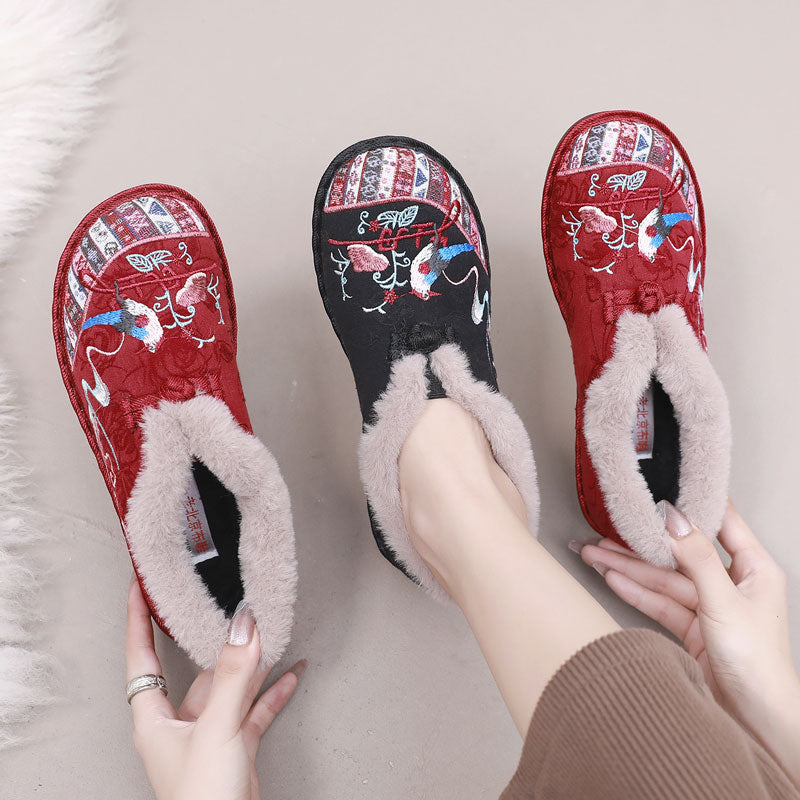 Women's Vintage Embroidery Ethnic Style Women's Warm keeping Cotton Shoes Middle aged and Old Aged Thick velvet Mother's Shoes Cotton Boots