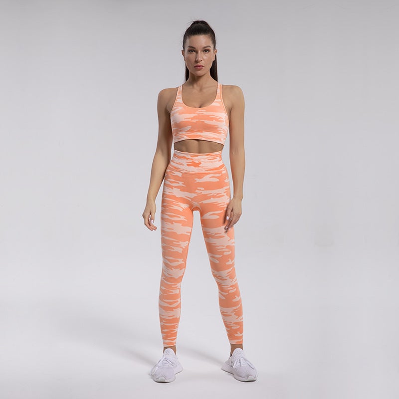 Seamless knitted camouflage yoga wear women's sports bra beauty back sweat-absorbent running pants suit