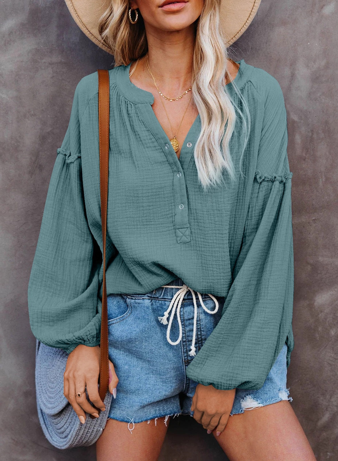 Solid color mosaic lantern sleeve button V-neck casual shirt woman