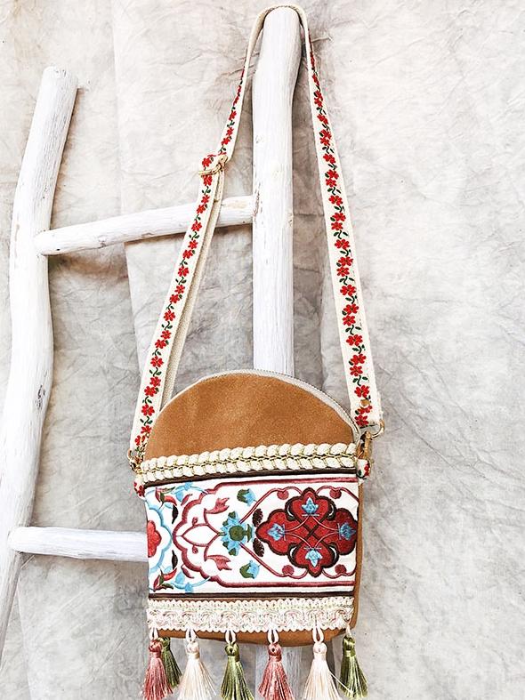 Holiday ethnic style retro embroidery Sen small crossbody bag