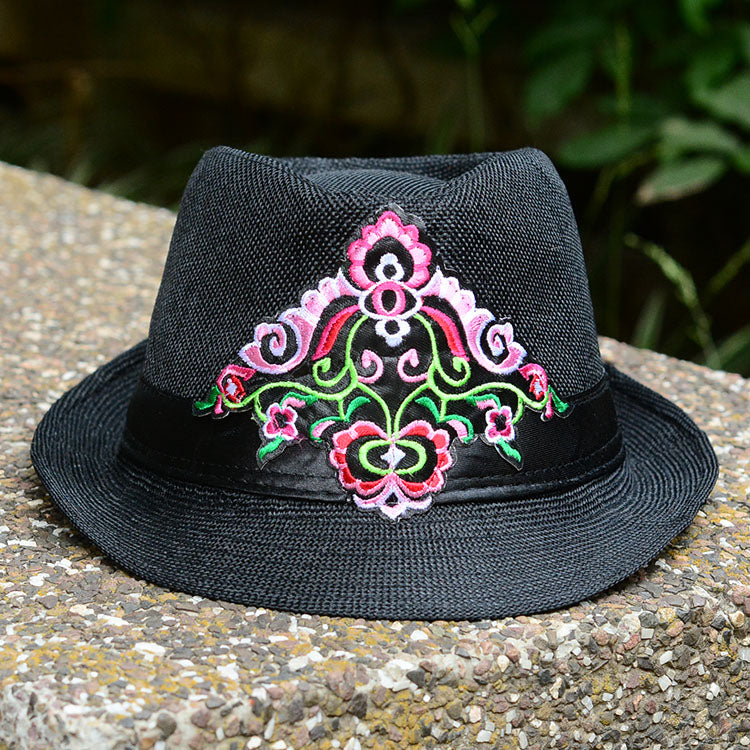 Embroidered hat in summer, straw hat, women's top hat, Tibetan style, sun protection, national style embroidery in summer and autumn