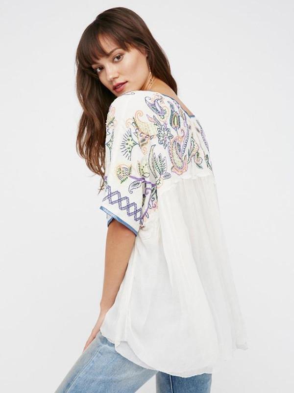 Popular Fashion Inwrought Floral-Print V Neck Half Sleeve T-Shirt Tops