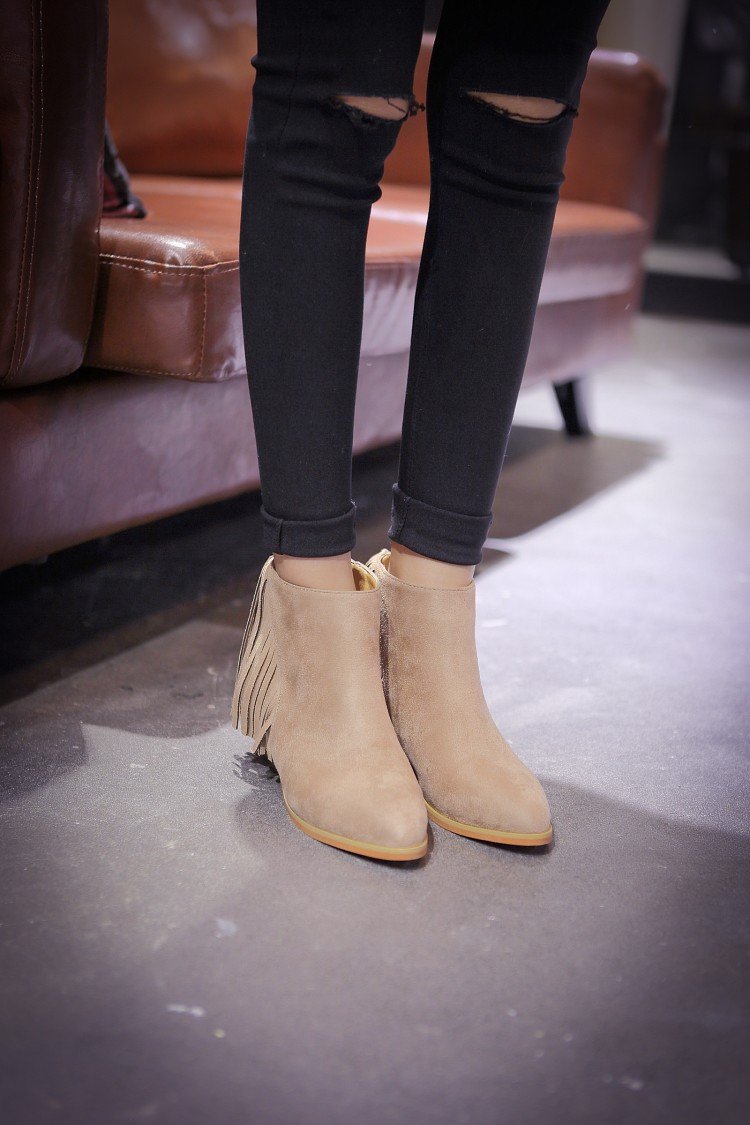 Thick Low Heel Tassel Ankle Short Boots