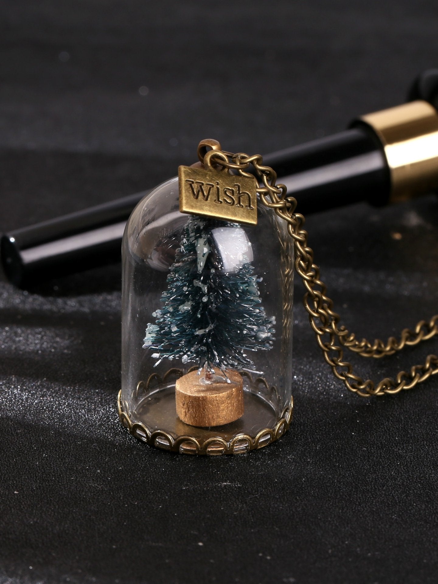 Christmas Tree Noctilucent Necklace