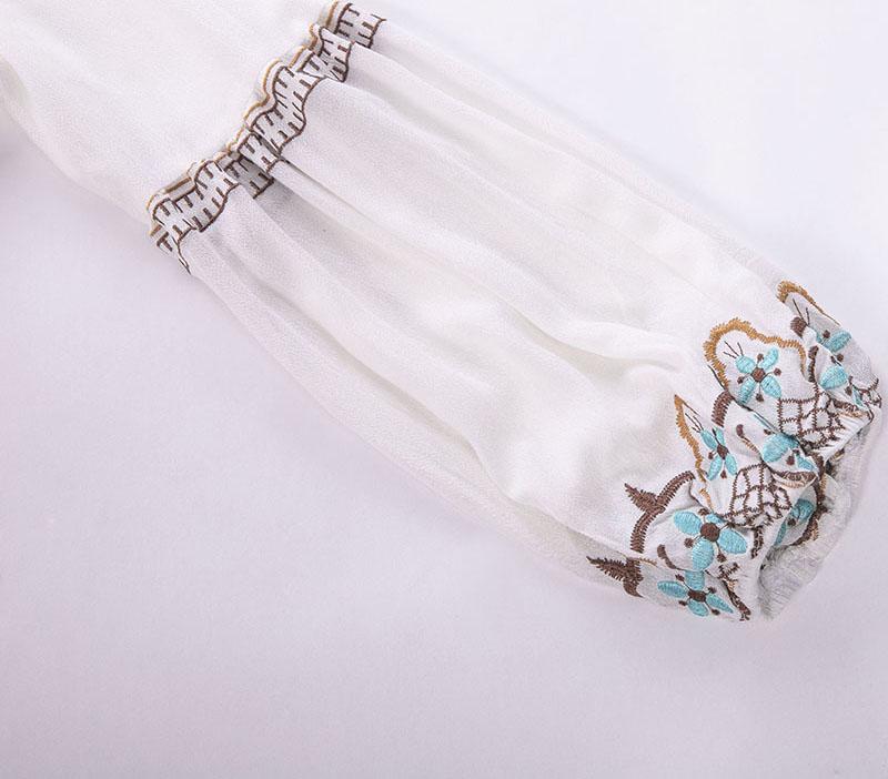 Boho Dress Floral Embroidery White V-Neck Lantern Sleeve Maxi Dress